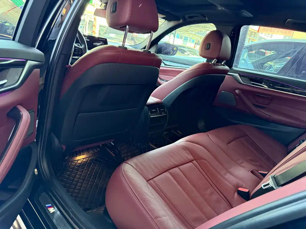 BMW 5 Series 2018 facelift 530Li leading model luxury package купить на сайте DeffCars