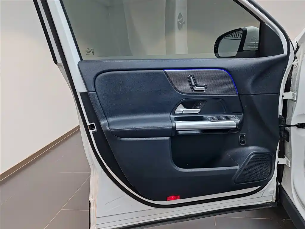 Mercedes-Benz GLA 2023 GLA 220 купить на сайте DeffCars