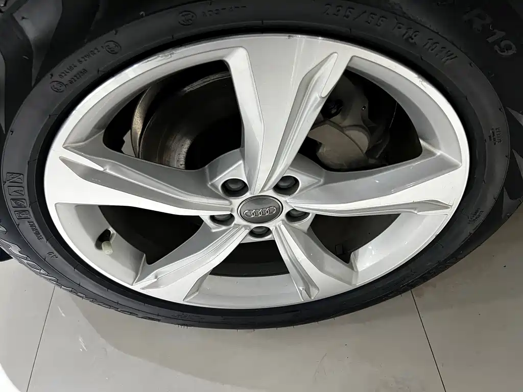 Audi Q5L 2018 40 TFSI Honorable Enterprising Type National VI купить на сайте DeffCars