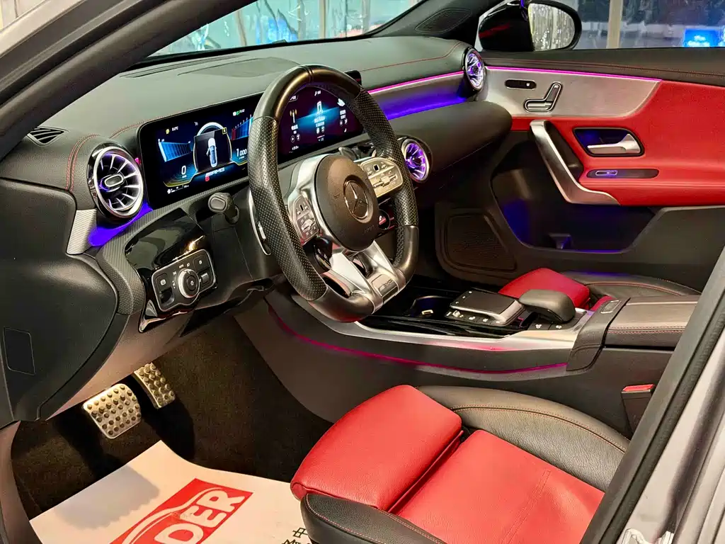 Mercedes-Benz A-Class AMG 2022 AMG A 35 L 4MATIC купить на сайте DeffCars