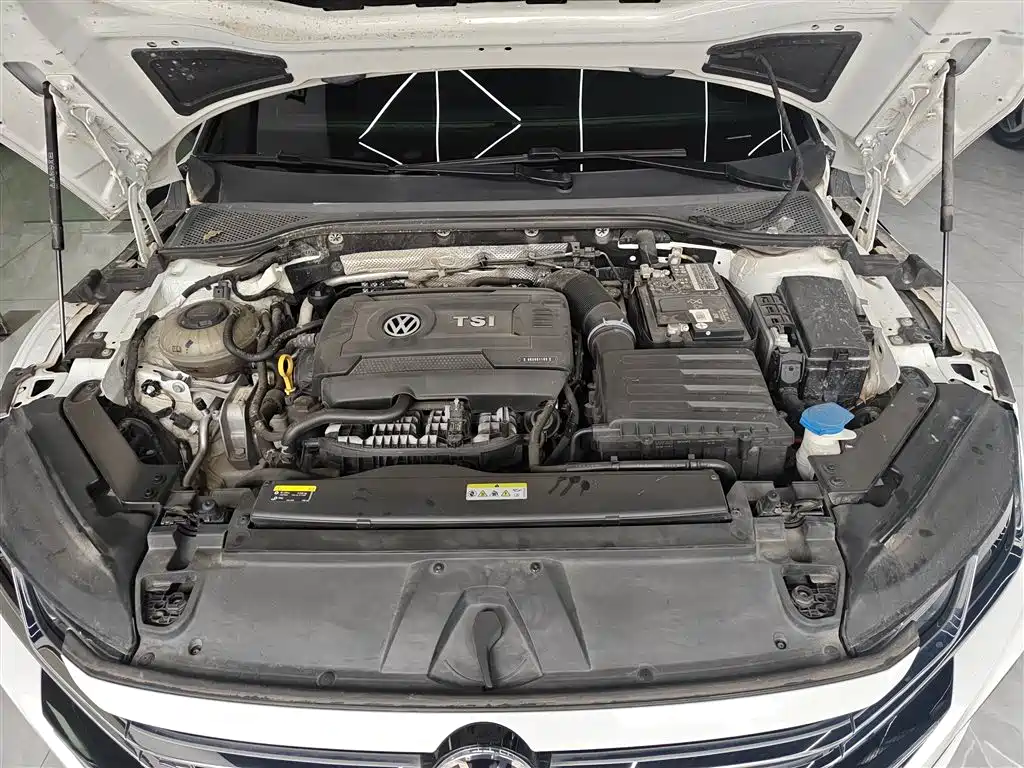 FAW-Volkswagen CC 2021 380TSI eye-catching version купить на сайте DeffCars