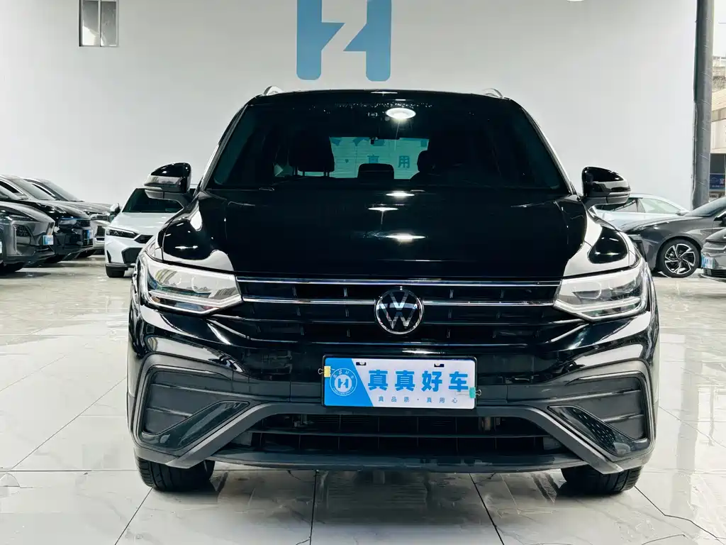 Tiguan L 2024 Outstanding Model 300TSI Automatic Two-wheel Drive Dragon Edition купить на сайте DeffCars