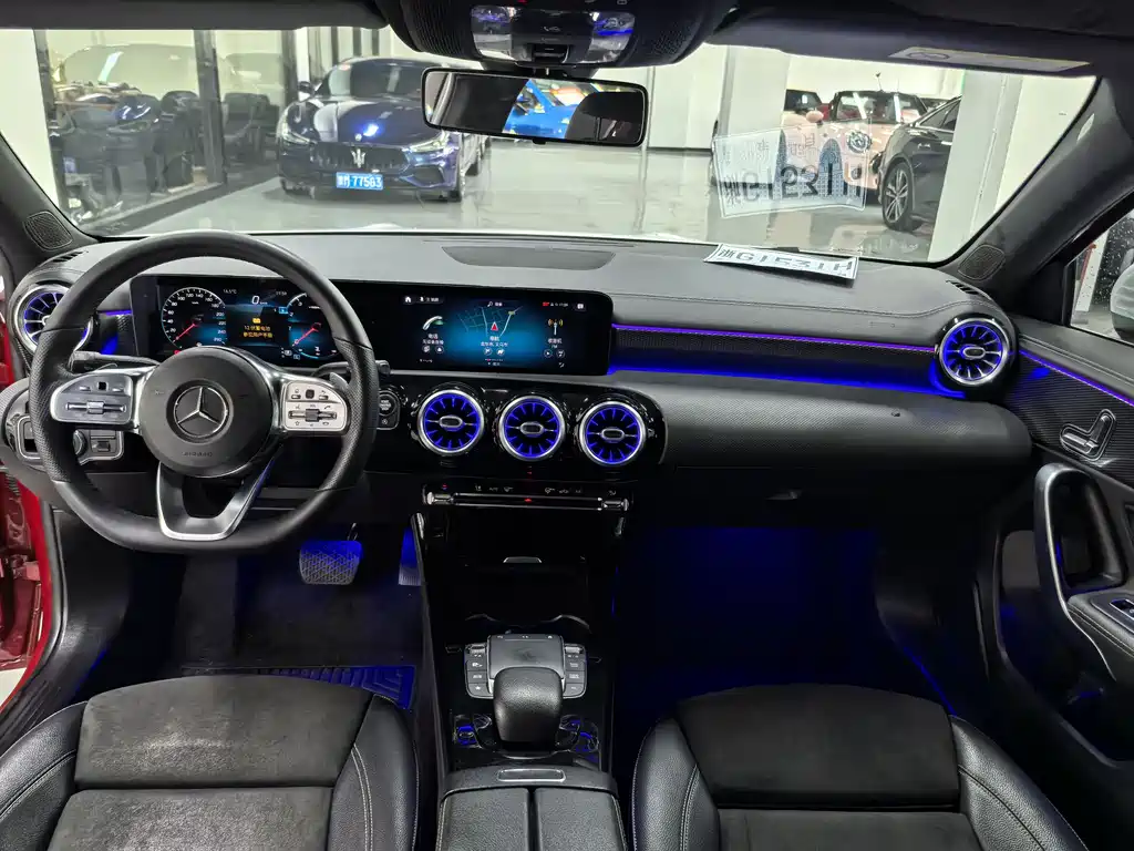 Mercedes-Benz A-Class 2021 A 200 L Sports Sedan Fashionable купить на сайте DeffCars