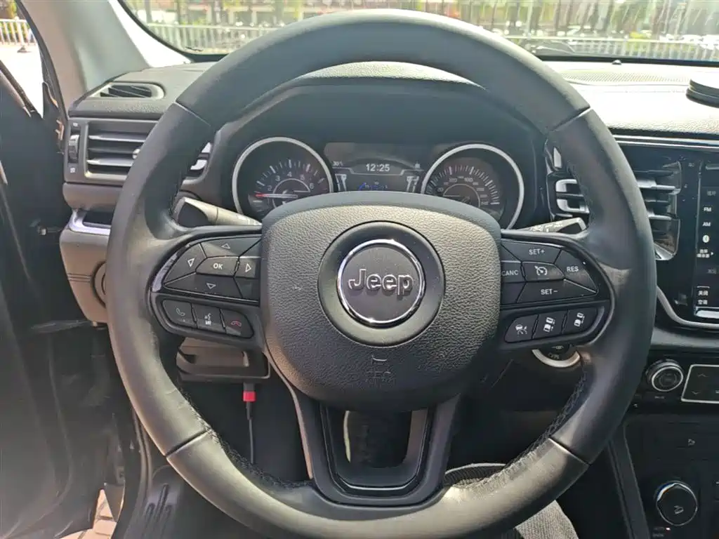 Grand Commander 2020 2.0T 4WD Nighthawk Edition купить на сайте DeffCars