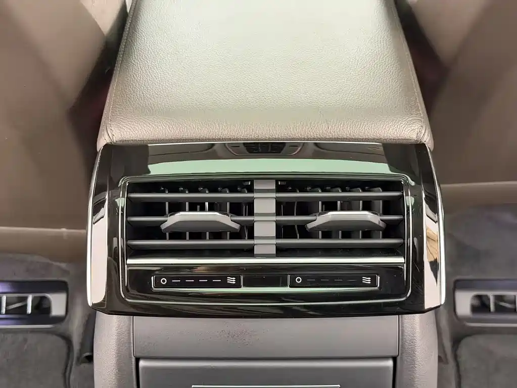 Audi A8 2018 A8L 55 TFSI quattro launch version exclusive model купить на сайте DeffCars