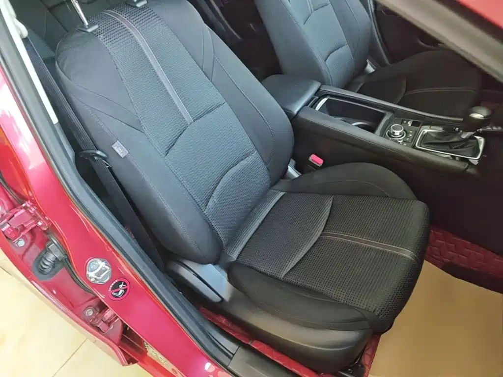 Mazda Axela 2017 Three-Car 1.5L Automatic Luxury Country V купить на сайте DeffCars