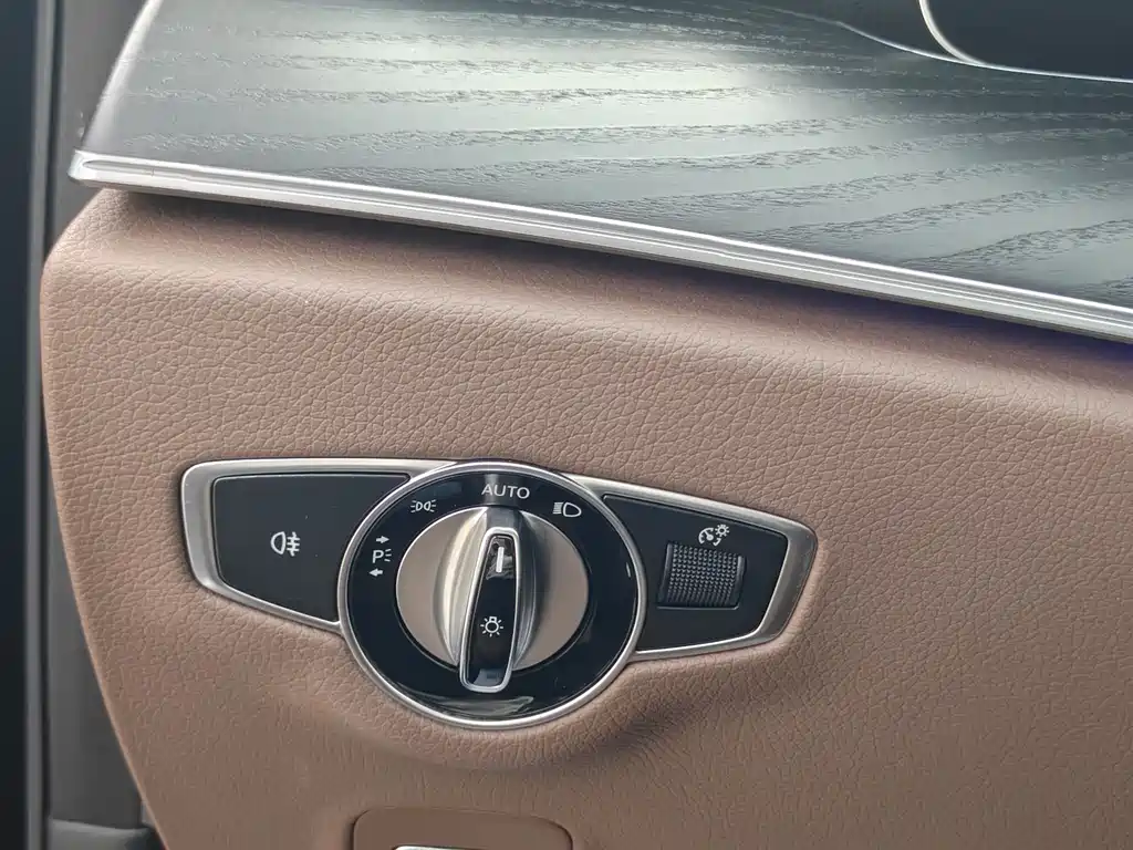 Mercedes-Benz E-Class 2019 E 300 L Sports Luxury купить на сайте DeffCars