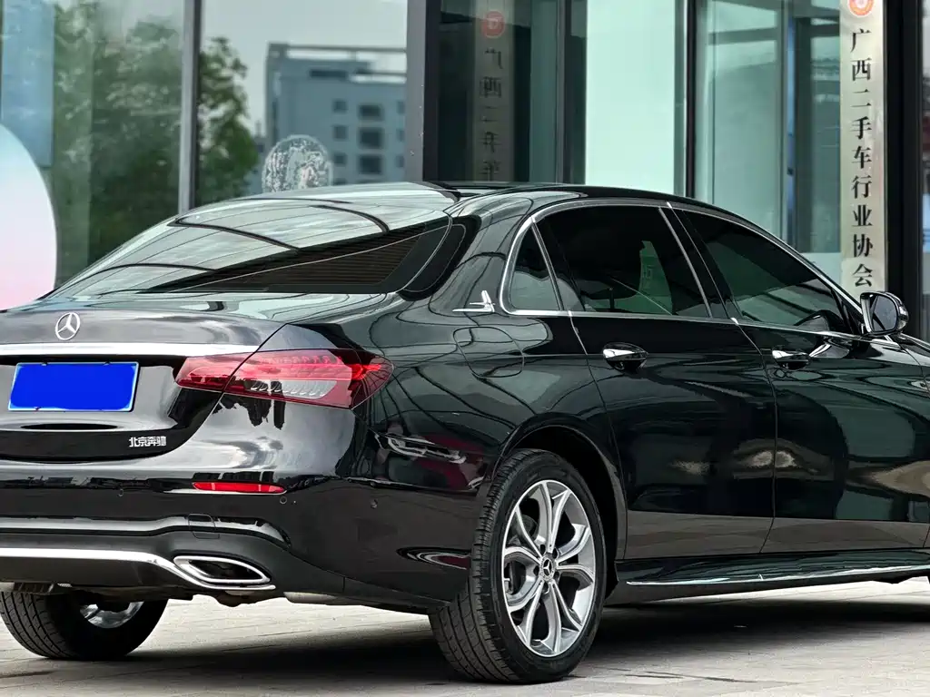 Mercedes-Benz E-Class 2023 E 300 L Sports Luxury купить на сайте DeffCars