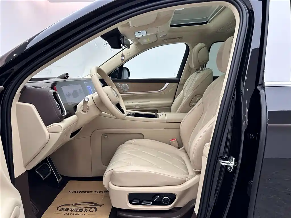 Wenjie M9 2025 extended range Ultra version 52kWh 6-seater version (192-line lidar) купить на сайте DeffCars