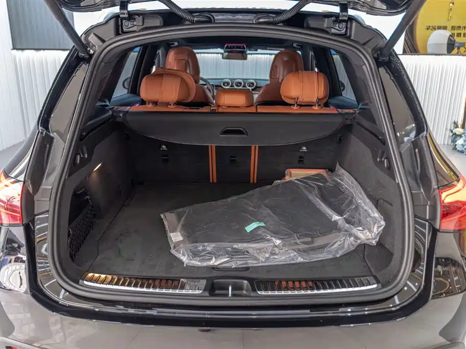 Mercedes-Benz GLC 2023 GLC 300 L 4MATIC Dynamic 5-seater купить на сайте DeffCars