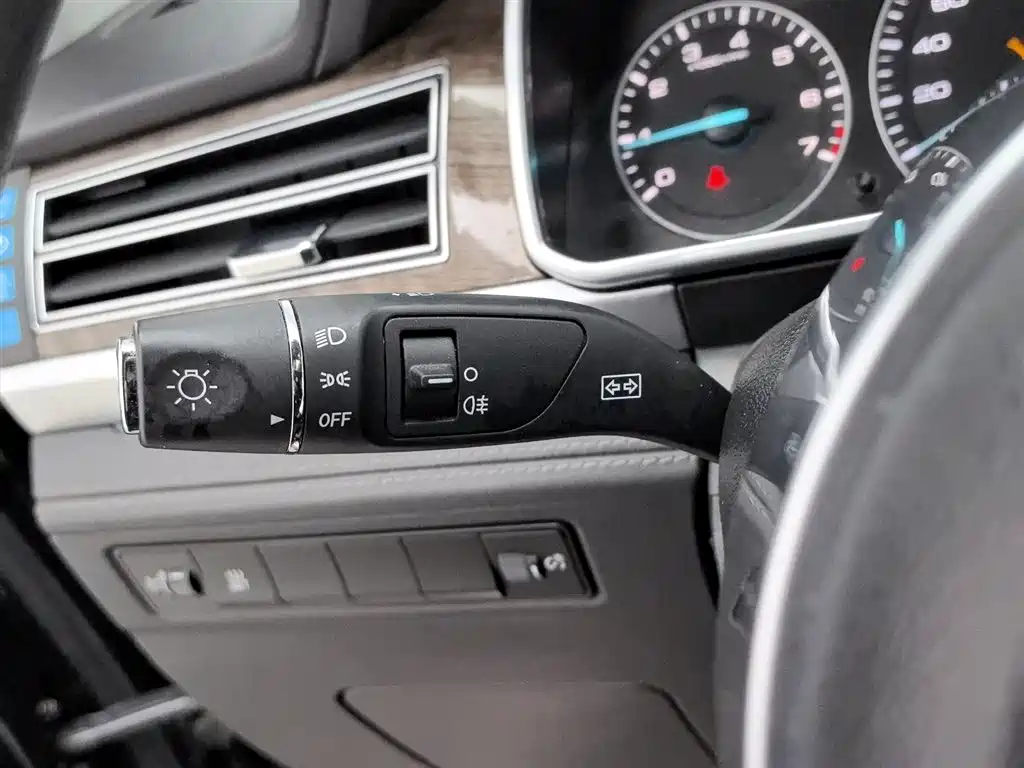 Damai X7 2017 1.8T manual luxury model купить на сайте DeffCars