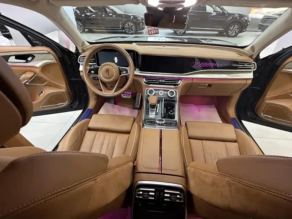 Hongqi H9 2020 2.0T Zhilian Flagship Edition купить на сайте DeffCars