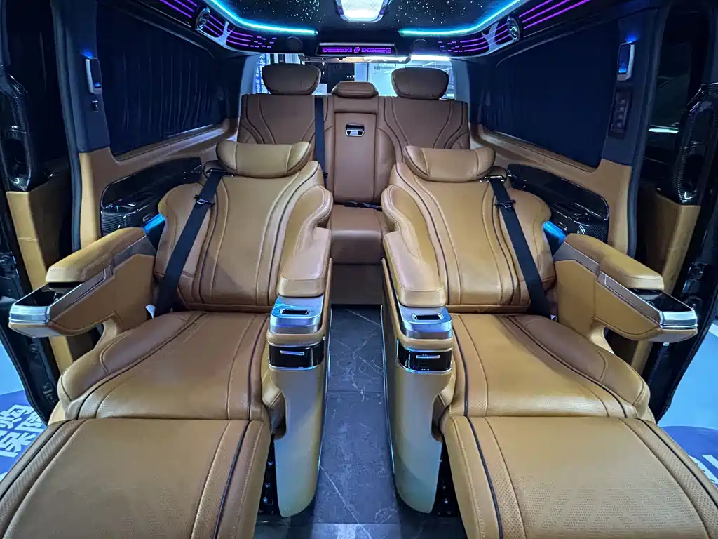 Vito 2023 2.0T Business Edition 7 seats купить на сайте DeffCars