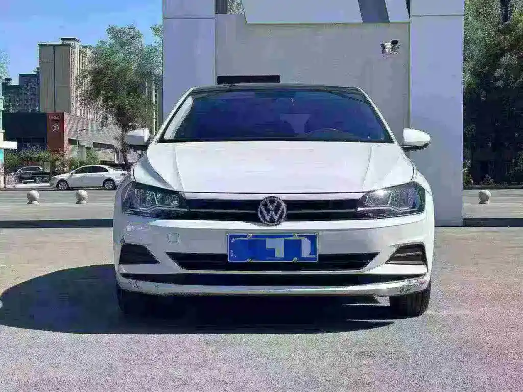 Polo 2021 Plus 1.5L Automatic Panoramic Enjoyment Edition купить на сайте DeffCars