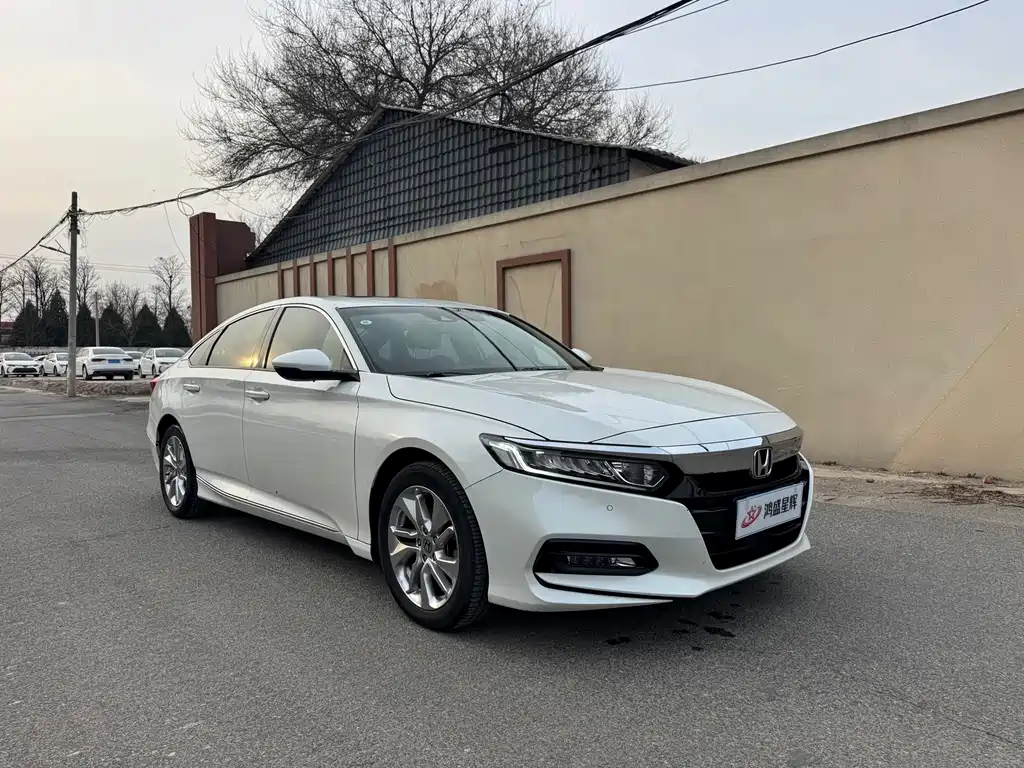 Accord 2018 260TURBO Deluxe Edition National VI купить на сайте DeffCars