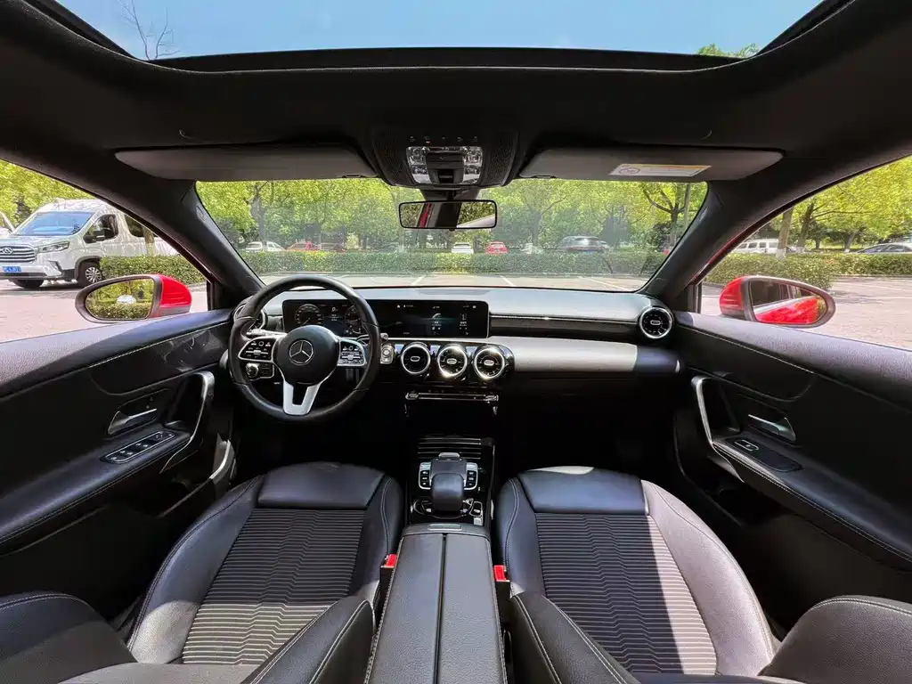 Mercedes-Benz A-Class Imported 2019 A 200 Dynamic купить на сайте DeffCars