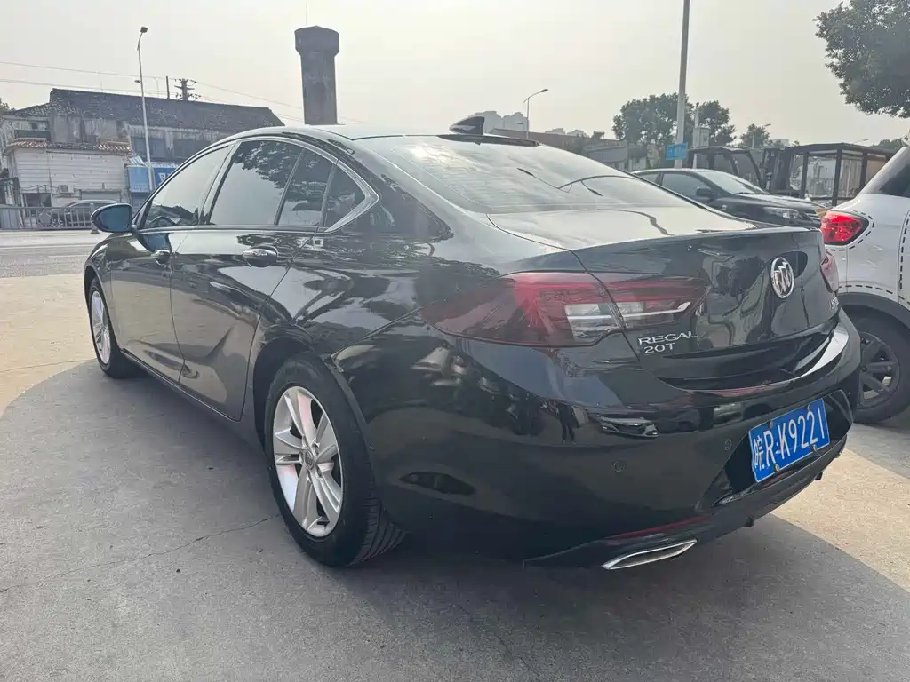 Regal 2019 20T Elite National V купить на сайте DeffCars