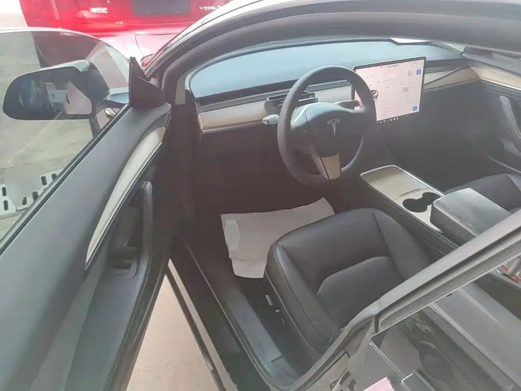 Model 3 2022 rear-wheel drive version купить на сайте DeffCars