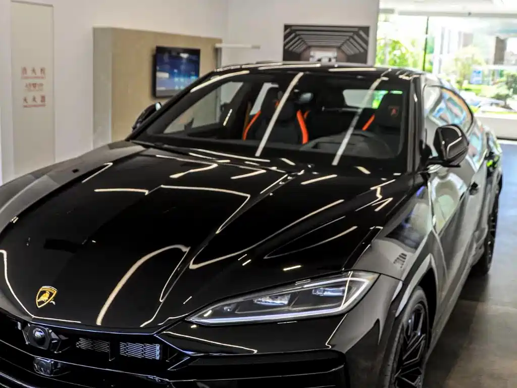 Urus SE 2025 4.0T Standard Edition купить на сайте DeffCars