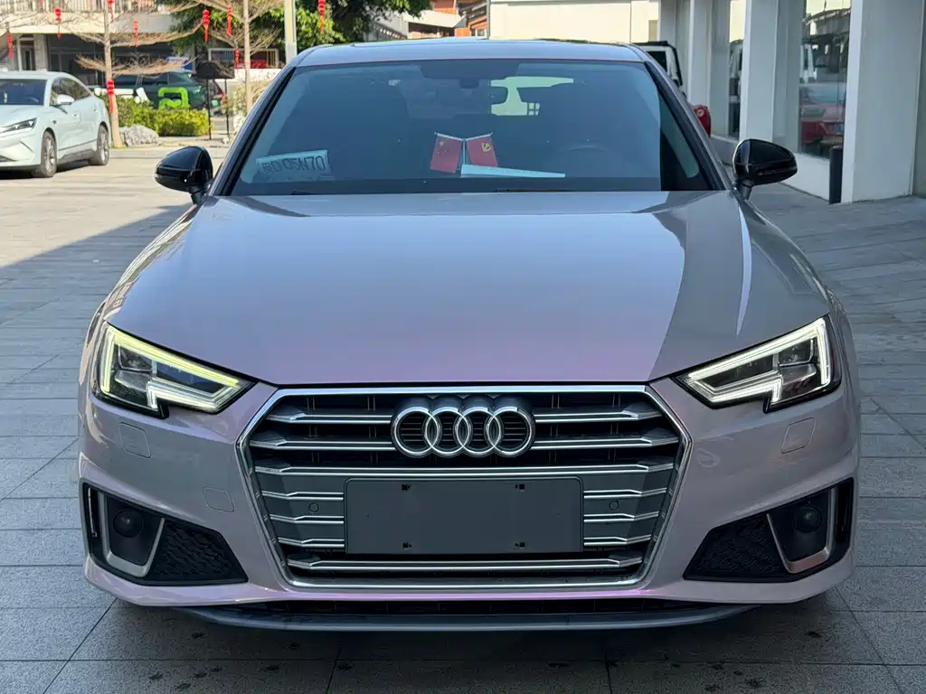 Audi A4L 2019 40 TFSI Fashion Type National VI купить на сайте DeffCars