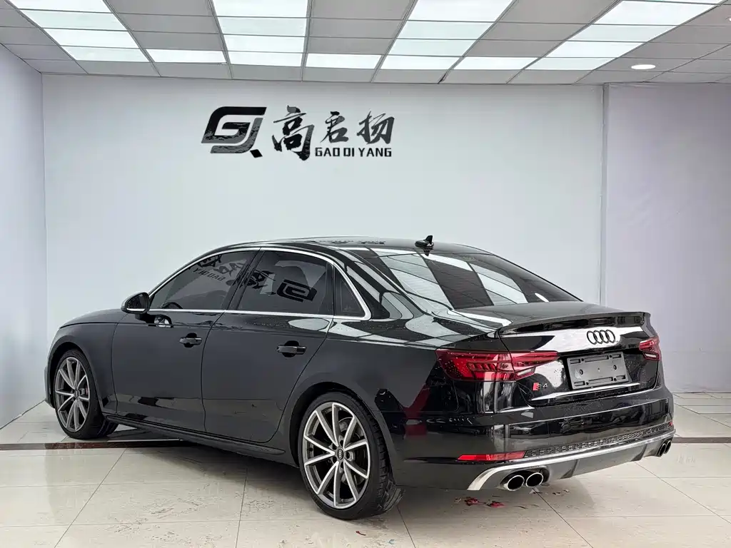 Audi S4 2018 S4 3.0TFSI купить на сайте DeffCars
