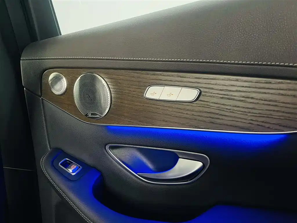 Mercedes-Benz GLC 2022 facelift GLC 300 L 4MATIC dynamic купить на сайте DeffCars