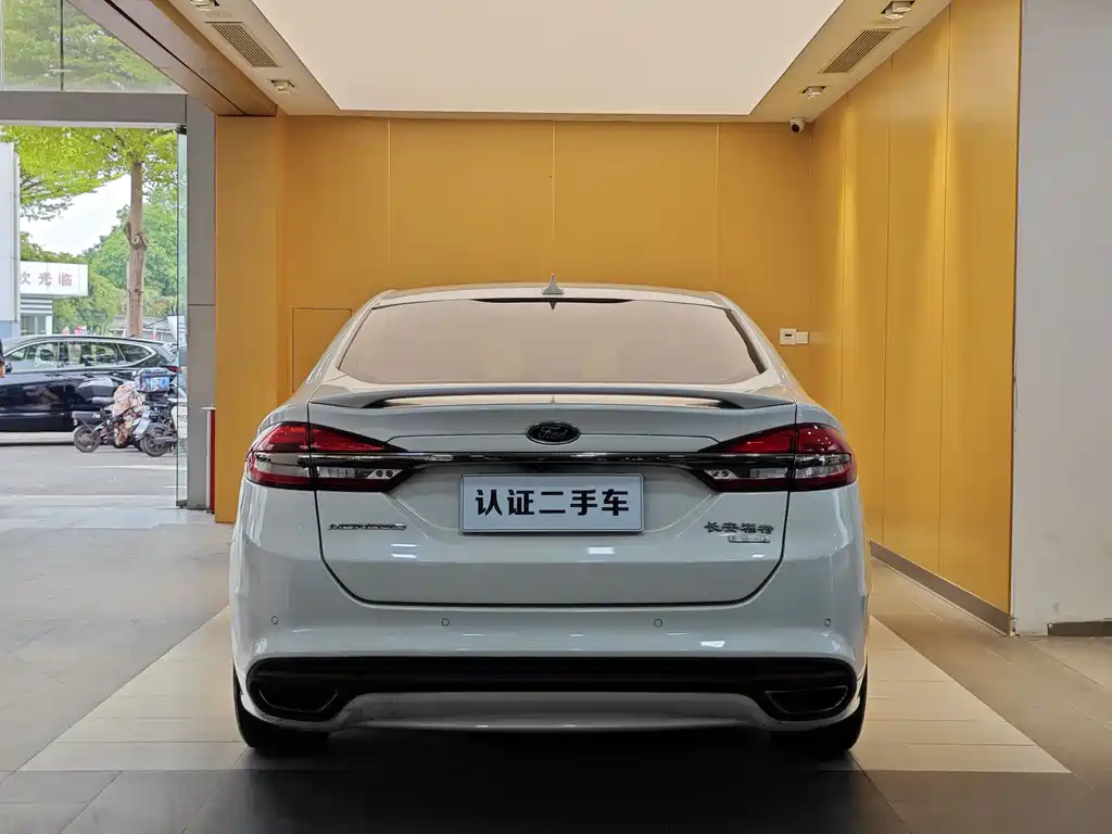 Mondeo 2018 EcoBoost 180 Cognac Special Edition купить на сайте DeffCars
