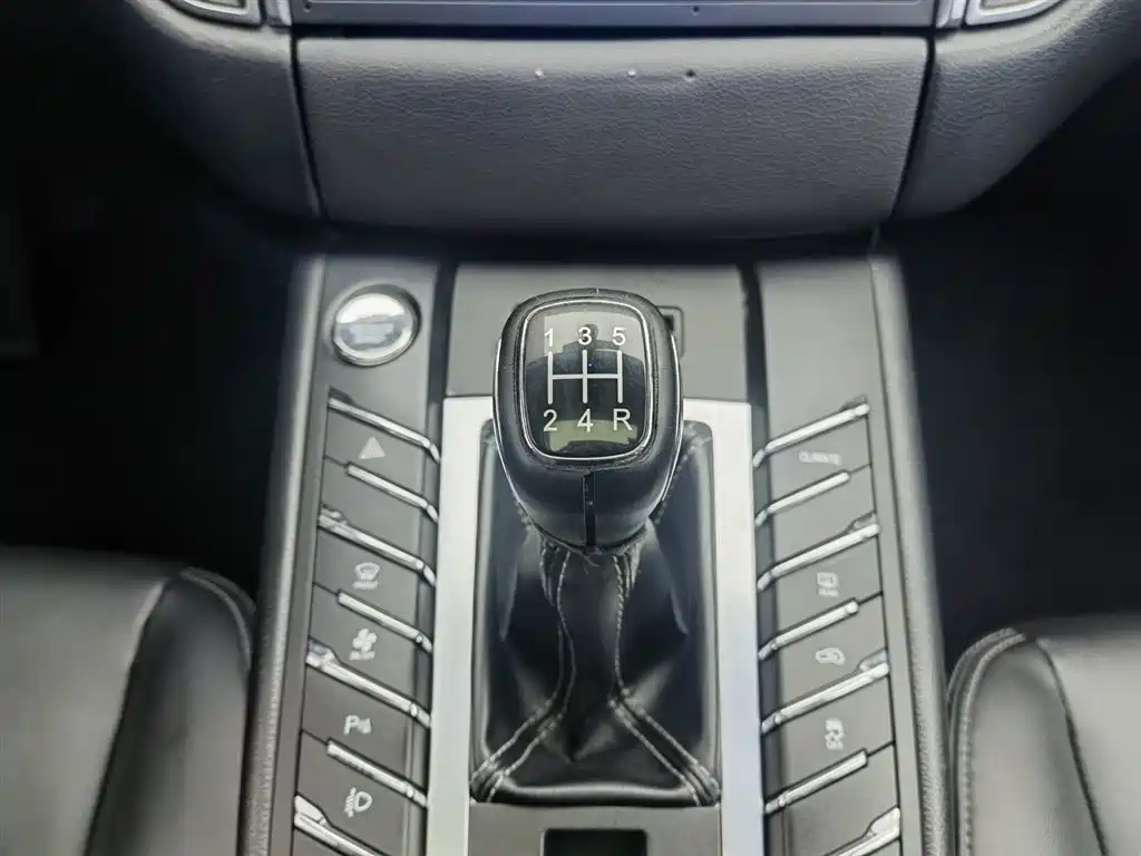 Zotye SR9 2017 2.0T Manual Ultimate Heart Edition купить на сайте DeffCars
