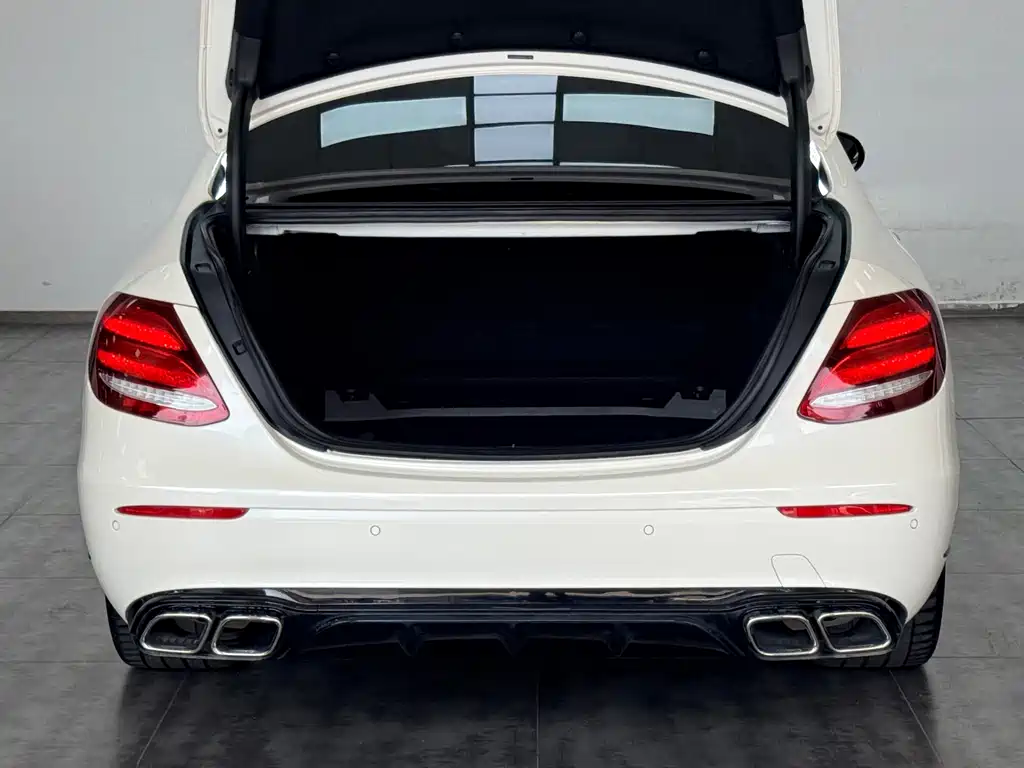 Mercedes-Benz E-Class 2016 E 300 L Fashion Model купить на сайте DeffCars