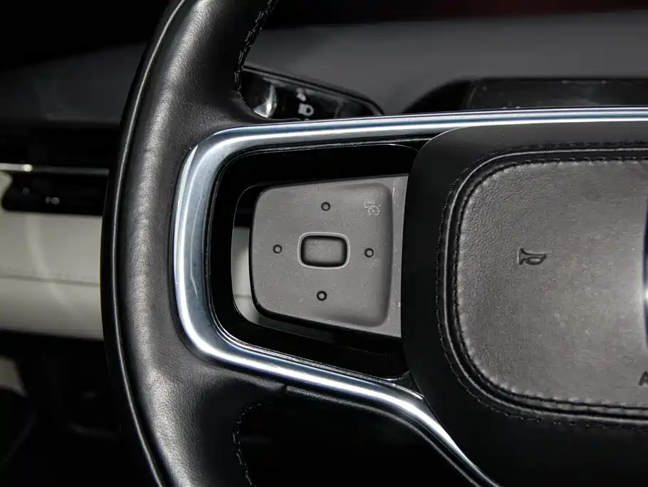 Voyager 2023 2.0T four-wheel drive premium version купить на сайте DeffCars