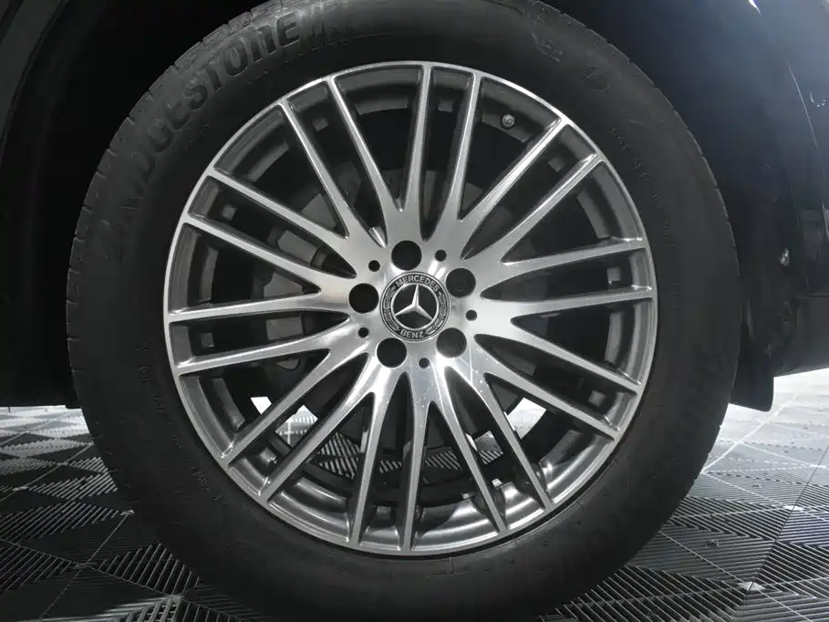 Mercedes-Benz GLC 2023 GLC 300 L 4MATIC Dynamic 7-seater купить на сайте DeffCars