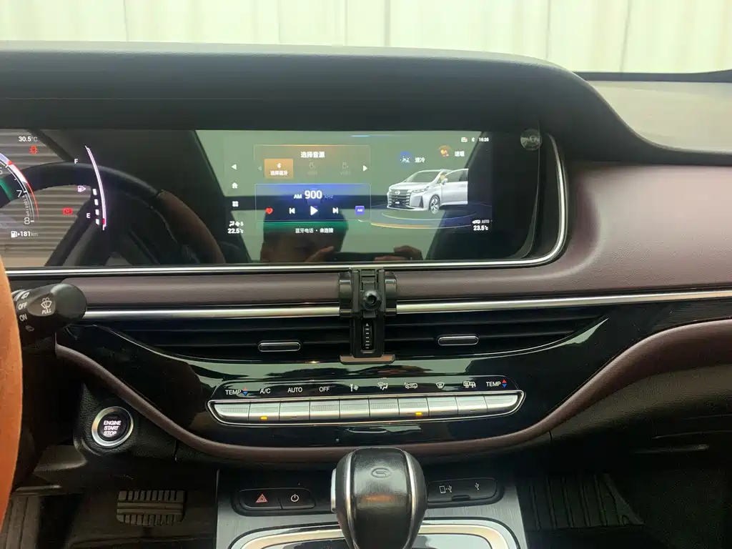 Trumpchi M6 2021 PRO 270T DCT Exclusive Edition купить на сайте DeffCars