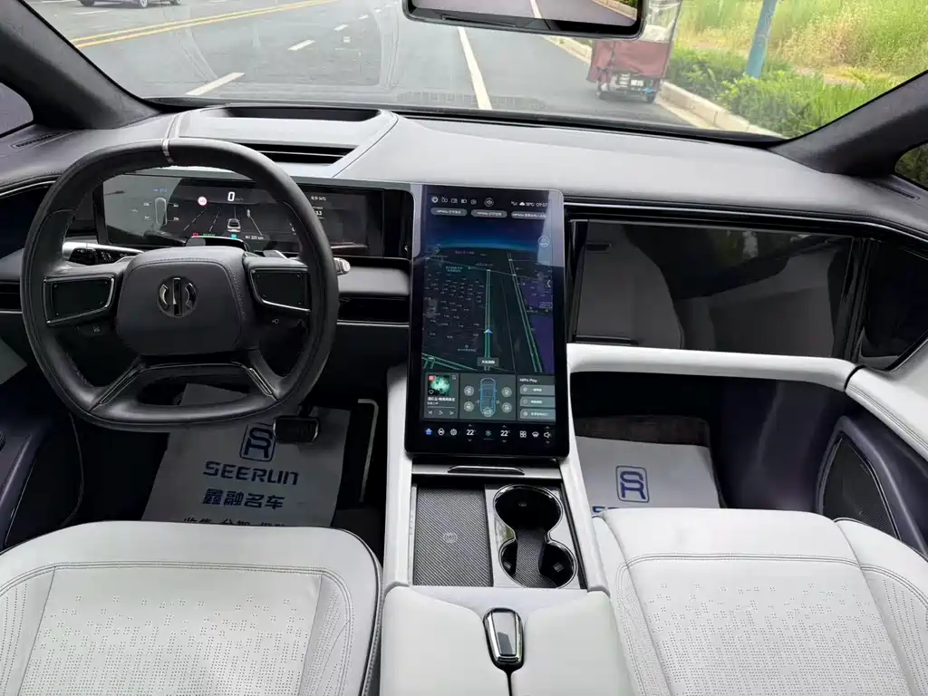 Gaohe HiPhi X 2021 flagship version 6 seats купить на сайте DeffCars