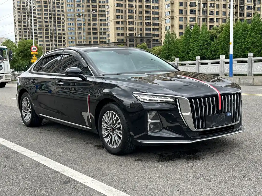 Hongqi H5 2023 1.5T DCT Zhilian Qiyun Edition купить на сайте DeffCars
