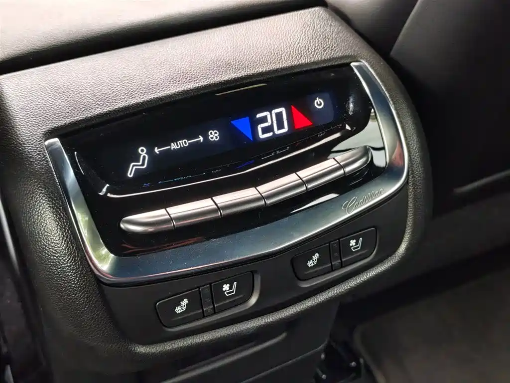 Cadillac XT6 2025 2.0T six-seat four-wheel drive premium executive black label version купить на сайте DeffCars