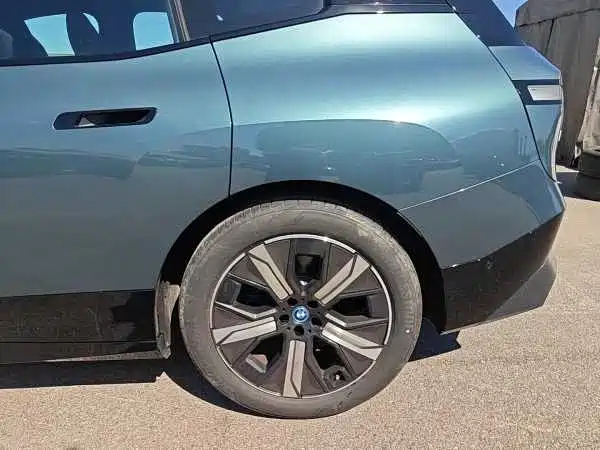 BMW iX 2023 xDrive40 купить на сайте DeffCars