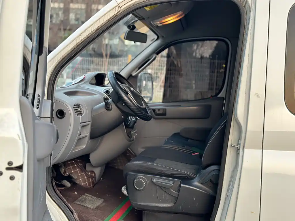 Xintu V80 2019 2.0T Plus 6-speed manual Aoyuntong short-axle mid-top 5/6-seat купить на сайте DeffCars
