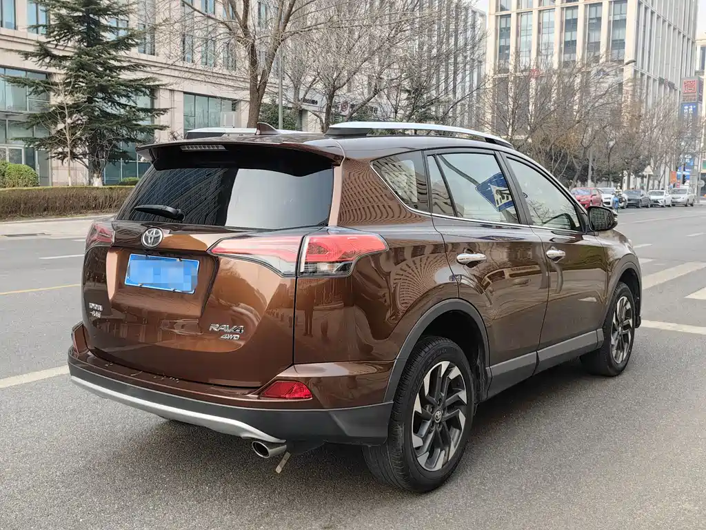 RAV4 Rongfang 2018 2.5L automatic four-wheel drive Elite i version купить на сайте DeffCars