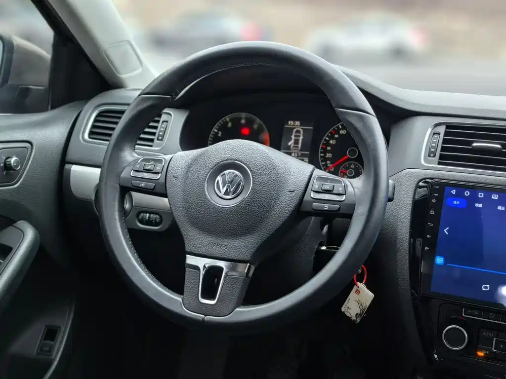 Sagitar 2014 1.4TSI manual luxury model купить на сайте DeffCars