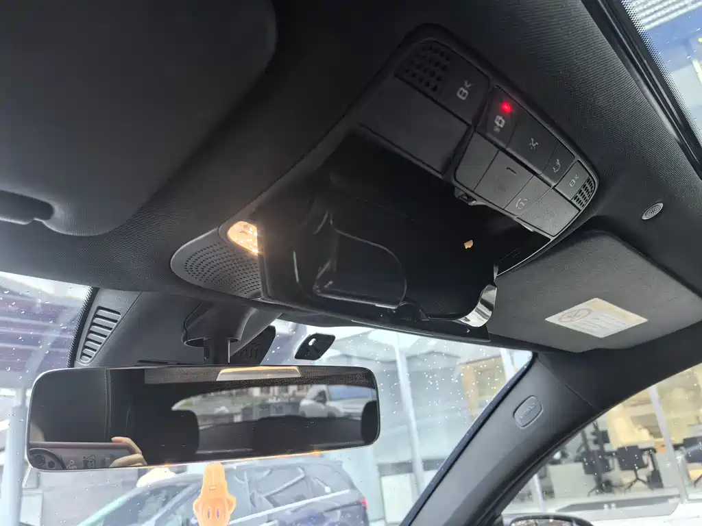 Mercedes-Benz GLC Coupe 2021 GLC 260 4MATIC Coupe SUV купить на сайте DeffCars