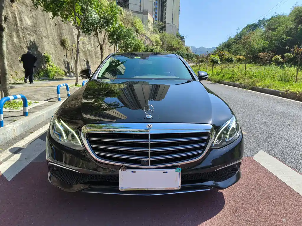 Mercedes-Benz E-Class 2018 E 300 L Luxury Model купить на сайте DeffCars