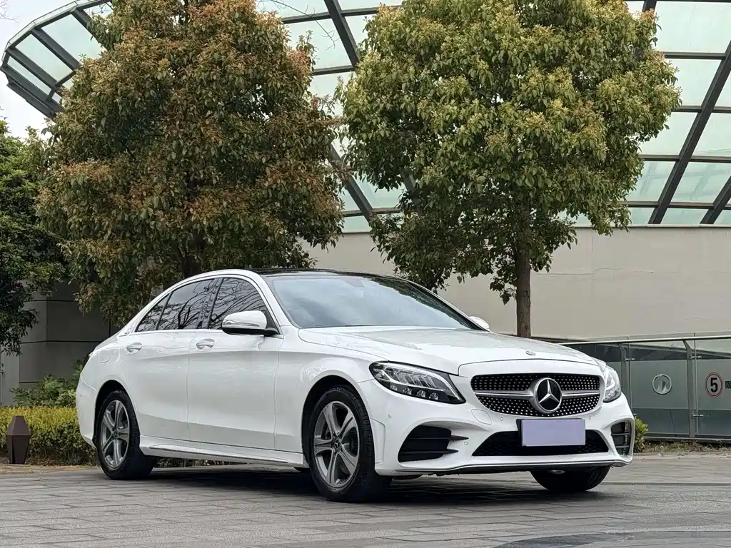 Mercedes-Benz C-Class 2019 facelift C 260 L sports version купить на сайте DeffCars