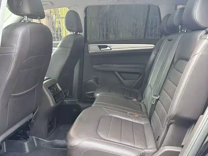 Touron 2019 380TSI four-wheel drive luxury version National VI купить на сайте DeffCars