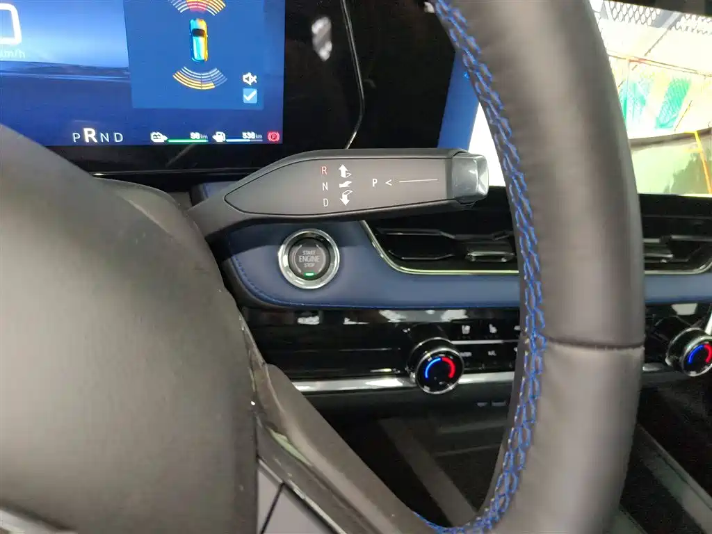 Explorer Plus 2024 102km RS Ultimate Edition купить на сайте DeffCars