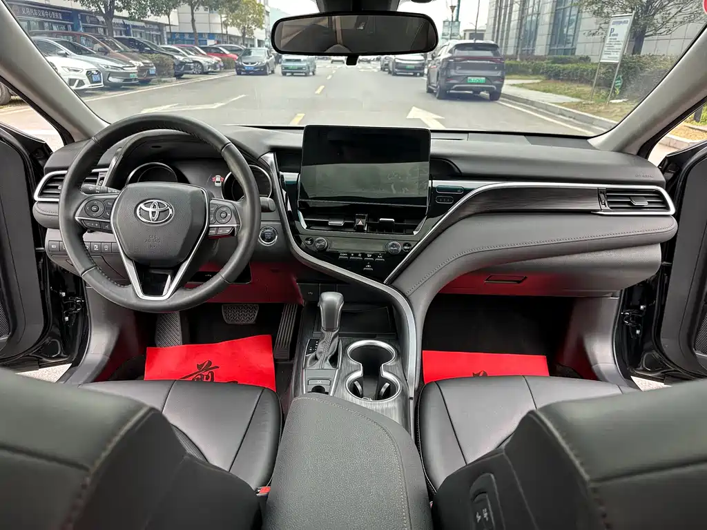 Camry 2021 2.0G Deluxe Edition купить на сайте DeffCars