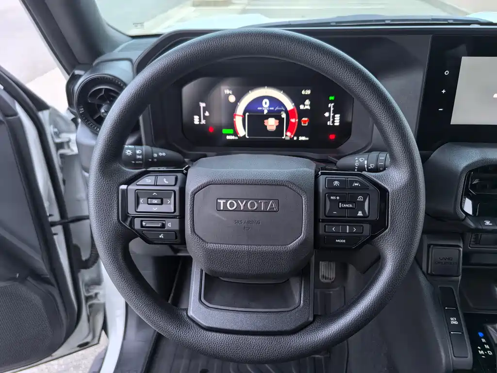 Prado 2025 2.4T Cross BX Edition 5-seater купить на сайте DeffCars