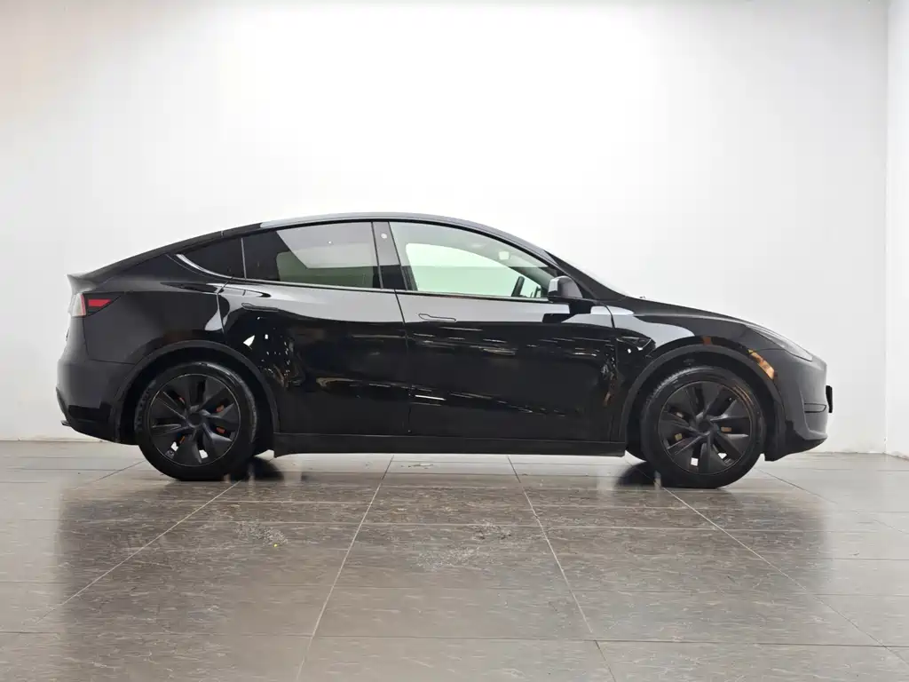 Model Y 2022 facelift rear-wheel drive version купить на сайте DeffCars