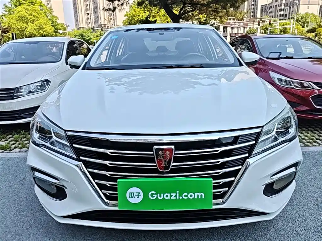 Roewe i5 2019 1.5L automatic 4G Internet Langham Edition купить на сайте DeffCars