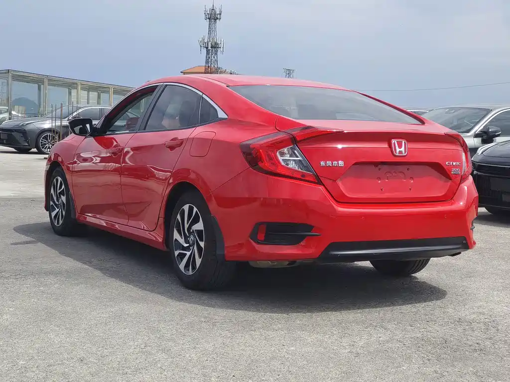 Civic 2016 220TURBO CVT Deluxe Edition купить на сайте DeffCars