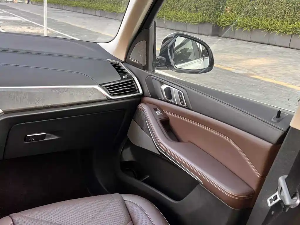 BMW X5 2022 xDrive 30Li M Sports Package купить на сайте DeffCars